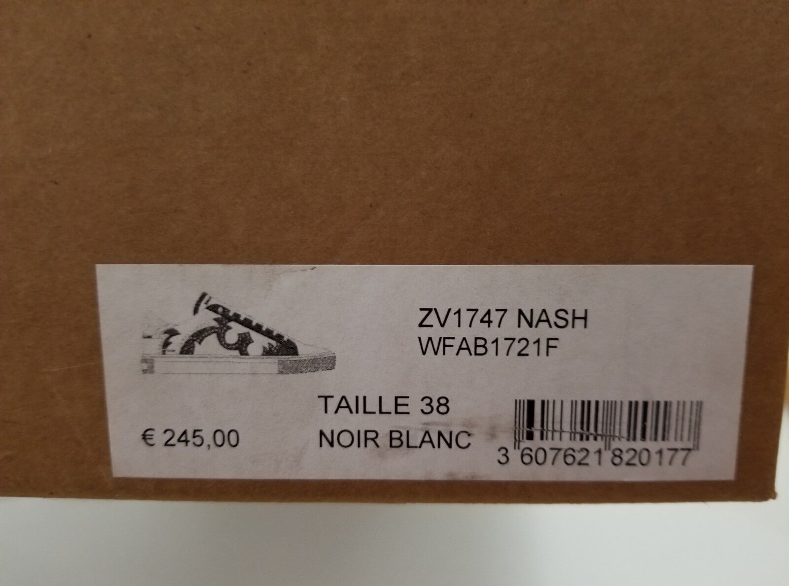 NIB Zadig & Voltaire ZV1747 Nash Sneakers Black & White Size 36, 38, 39 $328