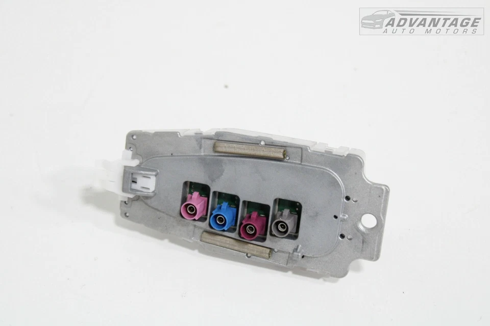 BMW 328i GT F34 2014-2016 xDRIVE AM FM techo radio aleta de tiburón módulo de antena OEM Foto 4 de 4