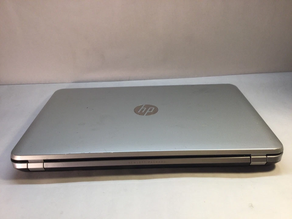 HP Pavilion 15-E028US 15" Laptop AMD A6-530M APU Radeon- BOOTS TO BIOS-MZ - Image 4 of 4