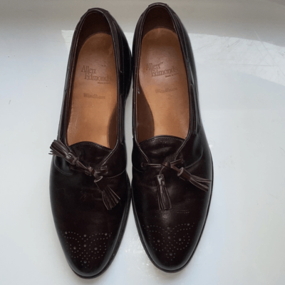 Allen Edmonds Windham burgundy leather oxford type slip on 