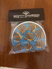 Scotty Cameron Oktoberfest Brezn Hund Mid-Round Headcover - 2026 Oktoberfest
