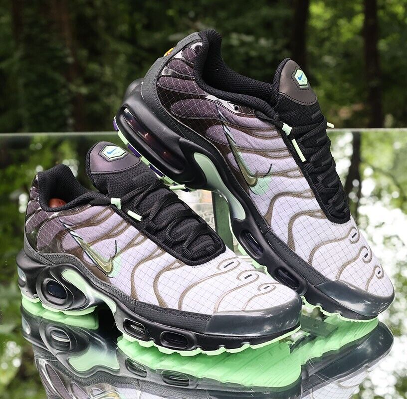Size 8 - Nike Air Max Plus Future Swoosh for sale online | eBay Size 8 - Nike Air Max Plus Future Swoosh for sale online | eBay