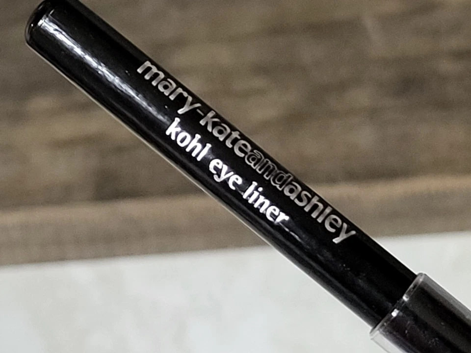 5X Mary Kate & Ashley Khol delineador de ojos en negro ~ 3" de largo Foto 3 de 3
