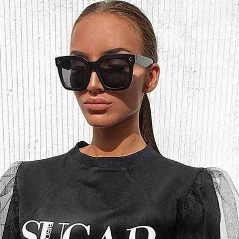 High Fashion Bold Chain Top Square Celebrity Sunglasses 