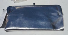 Time and Tru Silvadur Clutch Magnetic Faux Kiss Clasp Silver Metallic NWT
