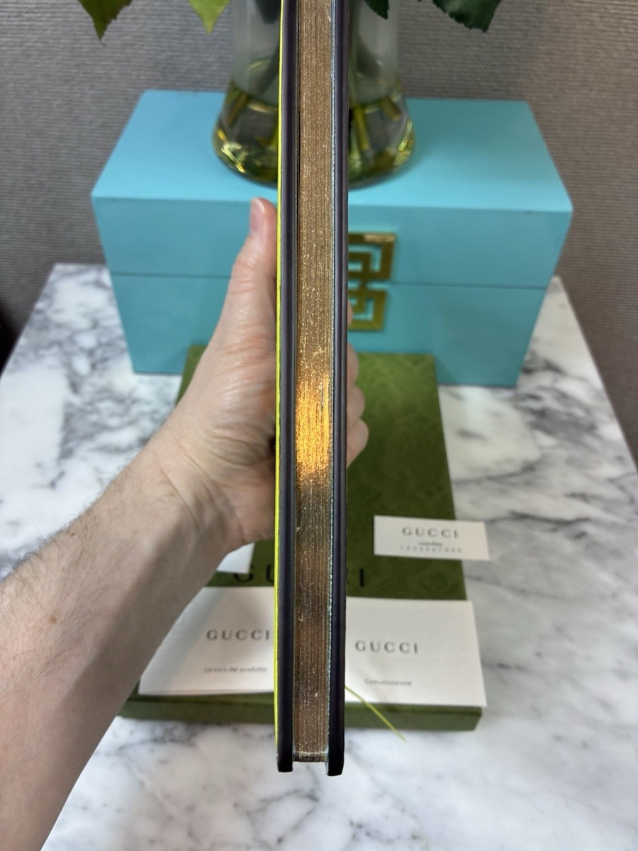 GUCCI ノート 花柄 ブルー Gucci Blue Floral Tian Leather Multicolor Notebook - NWT w/ Dust