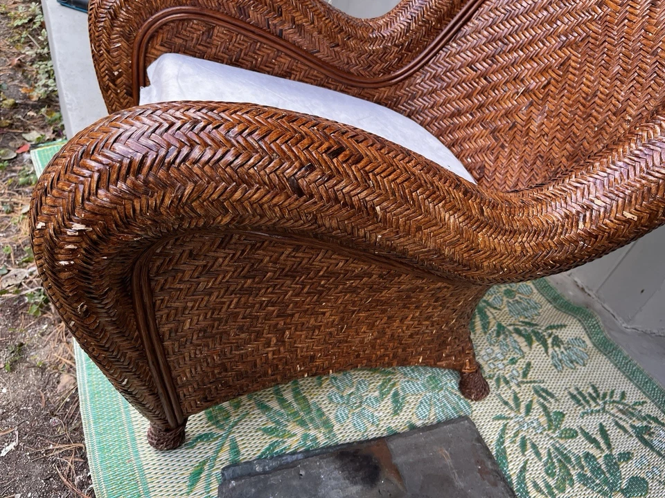 Cadeira Pottery Barn Malabar Antiga 2001 Coastal Rattan Vime Low Country - Imagem 3 de 4