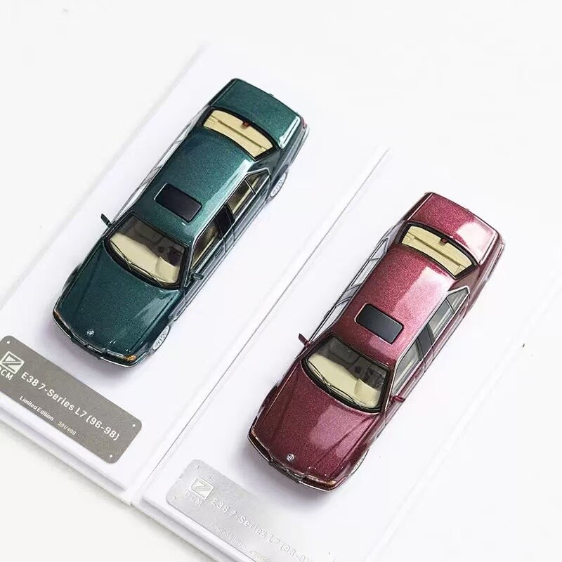 DCM 1/64 Scale BMW 7 Series E38 Diecast Car Model Toy Gift