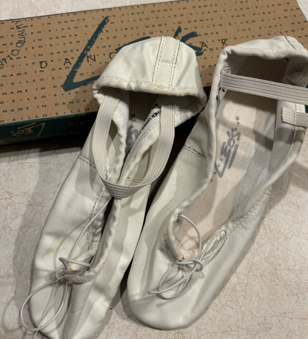 SAOLA Leo's 027 scarpe da pantofola bianca per adulti taglia 3 5 D suola intera