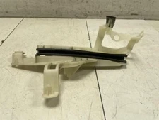 2013 2019 FORD TAURUS POLICE PACKAGE FRONT RIGHT PASSENGER DOOR LATCH BRACKET