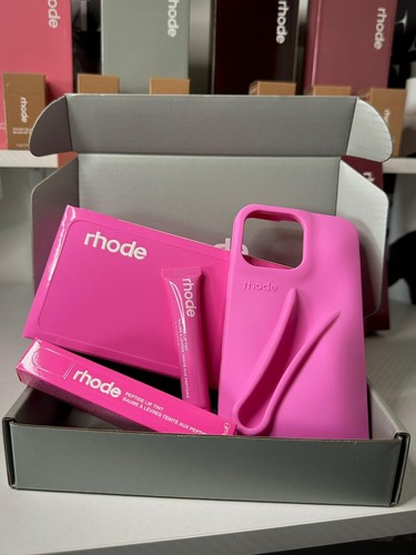 Cover Rhode Rosa Cover Rhode Shortcake + Lip Tint incluso per iPhone 14/15 Pro Max Set ...