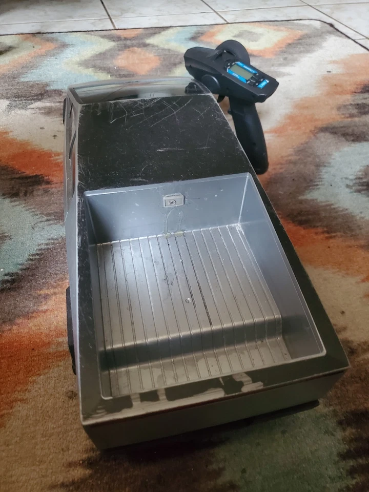 HotWheels RC Cyber Truck 1:10 Scale (Upgraded electronics) - Image 4 of 4