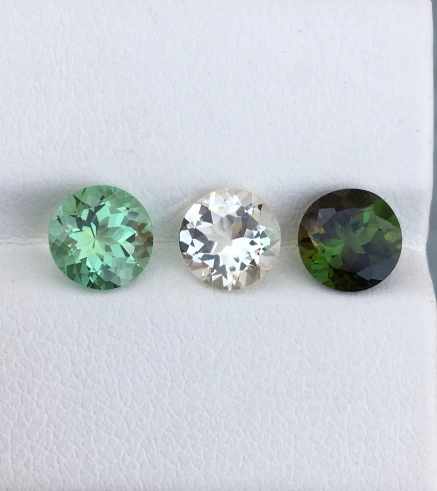 Fantastic multi tourmaline perfect round cut 3 pieces good color 2.60 carat - Image 2 of 4