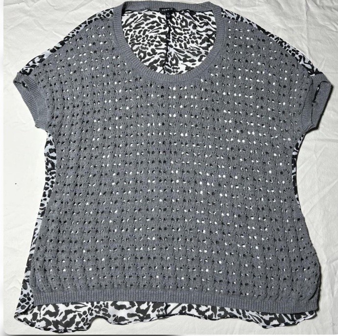 Torrid Size 1 Blouse Gray Knit Front Sheer Animal Print Back XL Short Sleeve Top