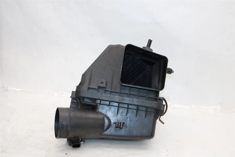 Used Air Cleaner Assembly fits: 2011 Lexus IS250 Grade A Foto 3 de 4