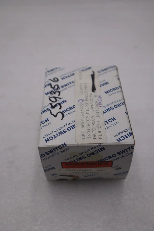 NEW OPEN BOX Honeywell Microswitch Kit IPW2L2C7BF2 Pilot Light PW2L2A1AF2 G780A - Image 4 of 4