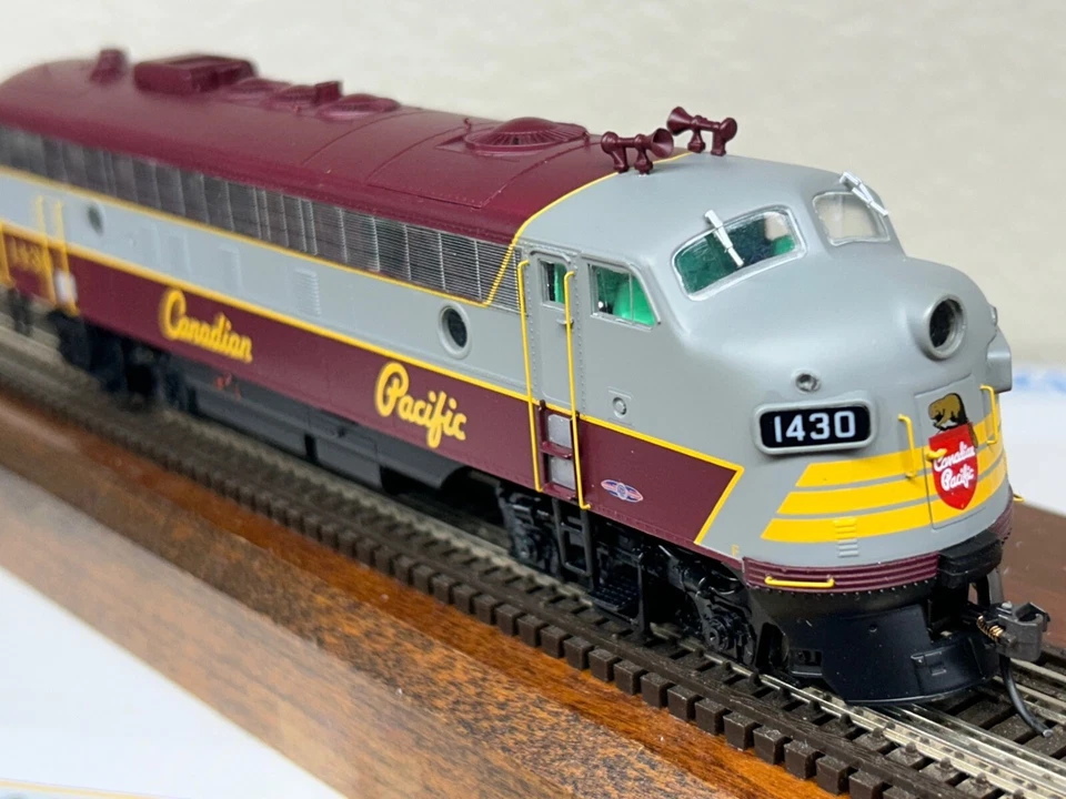 CANADIAN PACIFIC SCRIPT PASSENGER FP7 - A unit DCC / QUANTUM SOUND HO Scale NEW - Image 3 of 4
