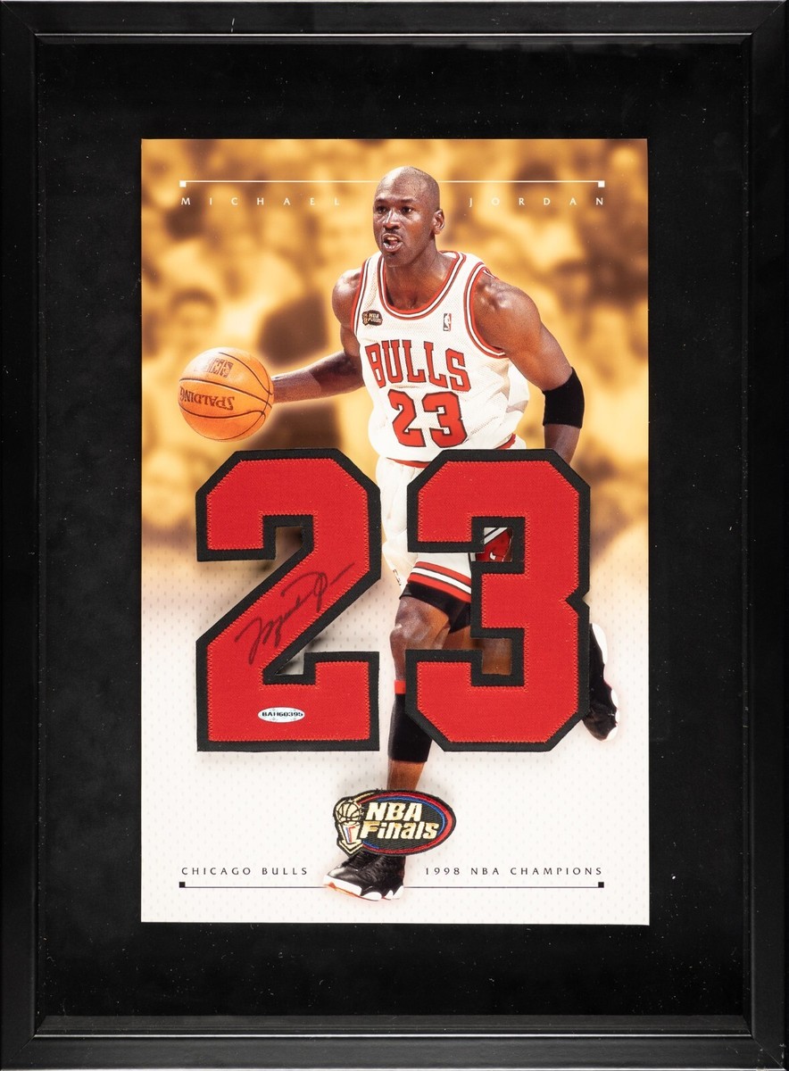 NBAカード　23.JORDAN 1997-98 Skybox Z-Force #23 Michael Jordan PSA 6 Graded Card