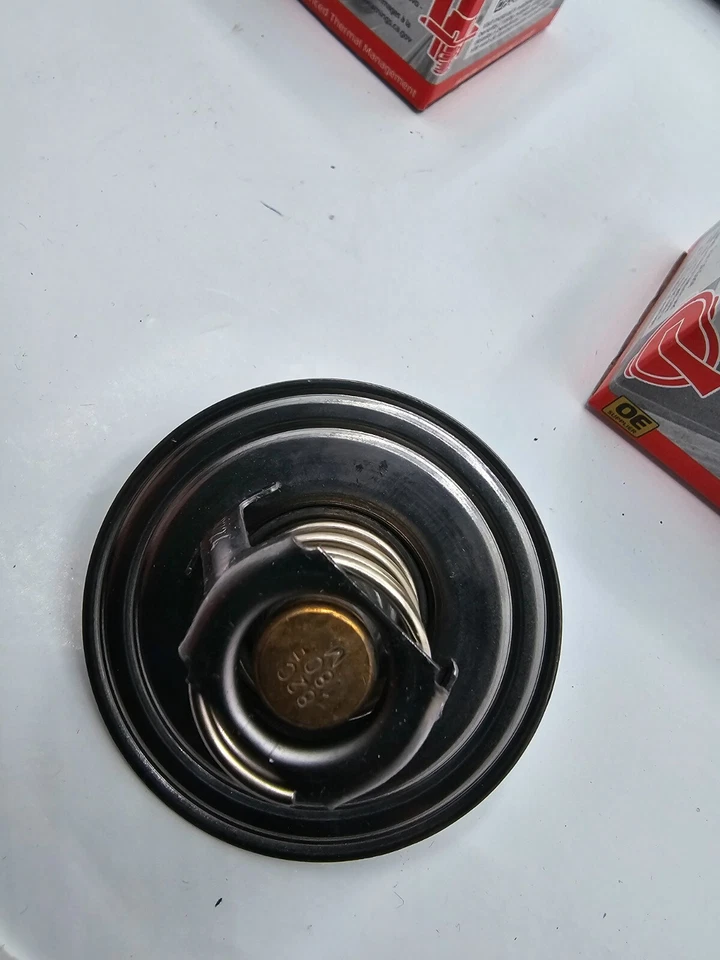 (CANTIDAD 2) Termostato de alto flujo para moto 2006-180 para Chevrolet C1500 1994 Foto 3 de 4