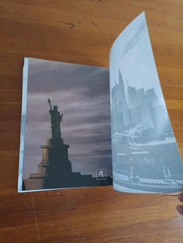 Grand Theft Auto IV Brady Games Guide w/ Fold Out Poster NEVER BEEN USED!!! - Picture 3 of 9