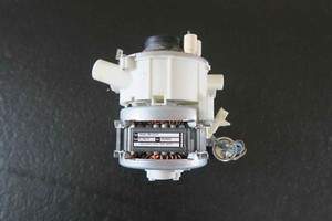 Miele Ersatzteil Umwälzpumpe Geschirrspüler Mpeh 00-62/2 T.Nr. 6770470