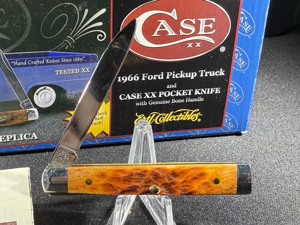 Case XX 00230 2005 ERTL Truck & Baby Doc Knife! WOW! 11th Edition!!! - Image 4 of 4