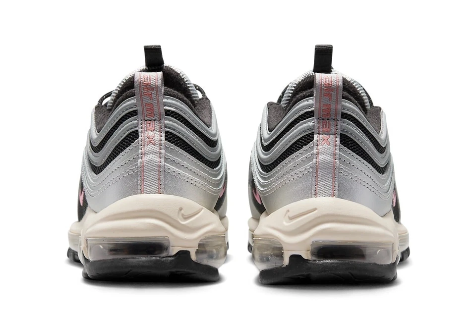 FD0800-001 Nike Air Max 97 Silver Desert Berry scarpe da ginnastica da... - Immagine 3 di 4