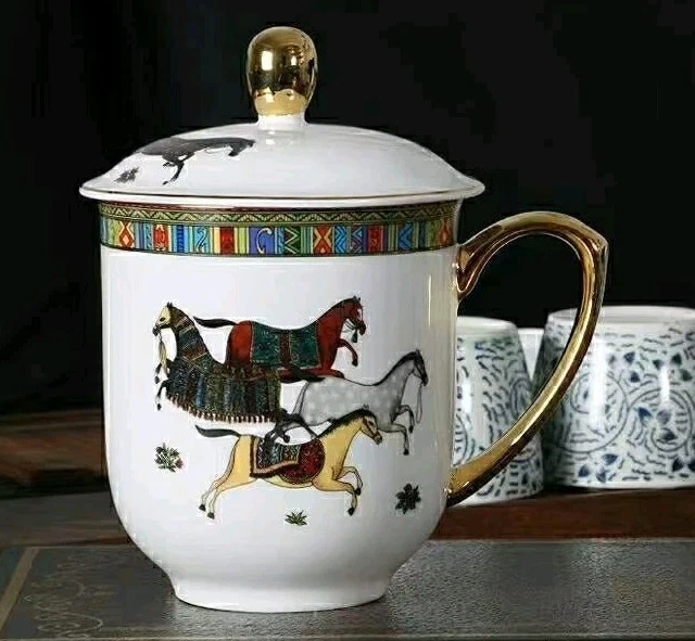 Hermès Cheval d’Orient Porcelain Mug with Lid – Luxury Horse Motif With Box  - Image 3 of 4