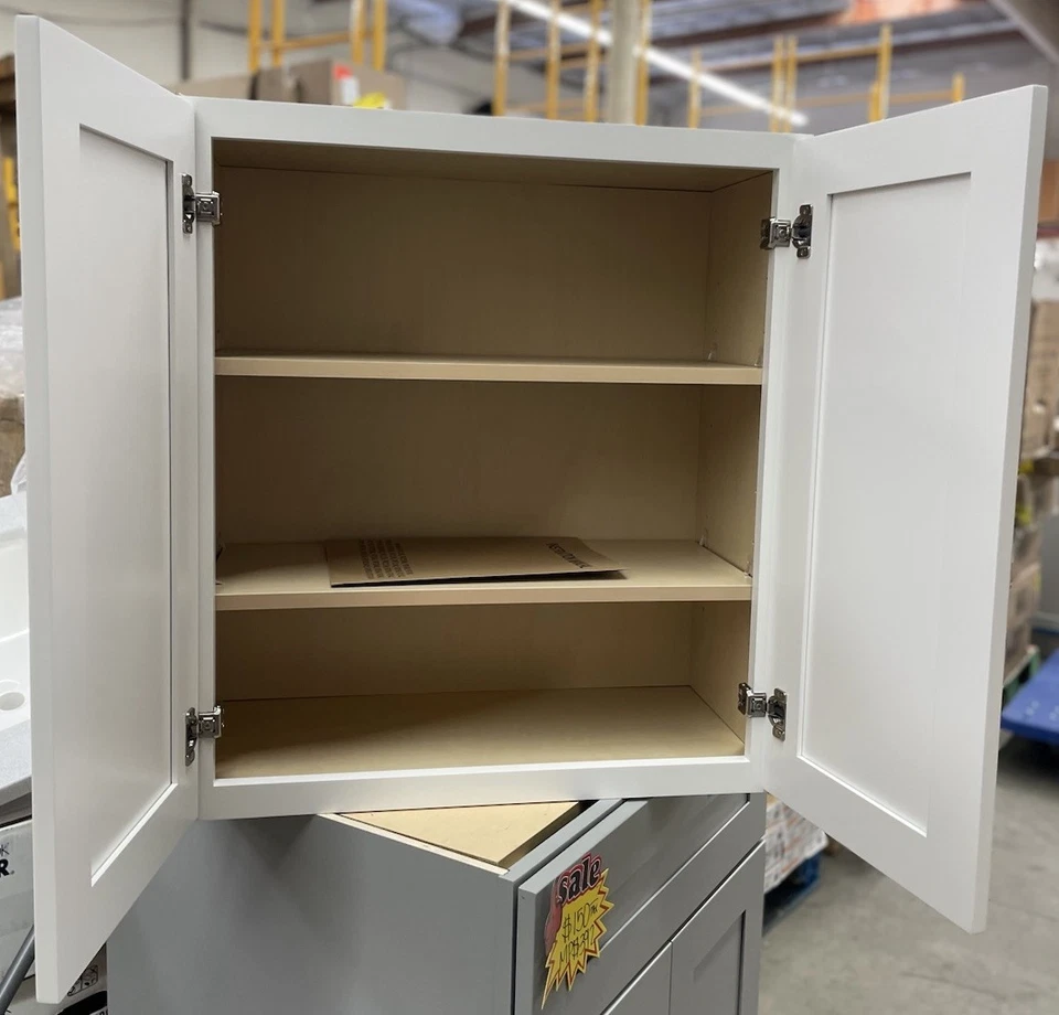 Hampton Bay Avondale Plywood Shaker Wall Kitchen Cabinet In White Assembled - Image 4 of 4