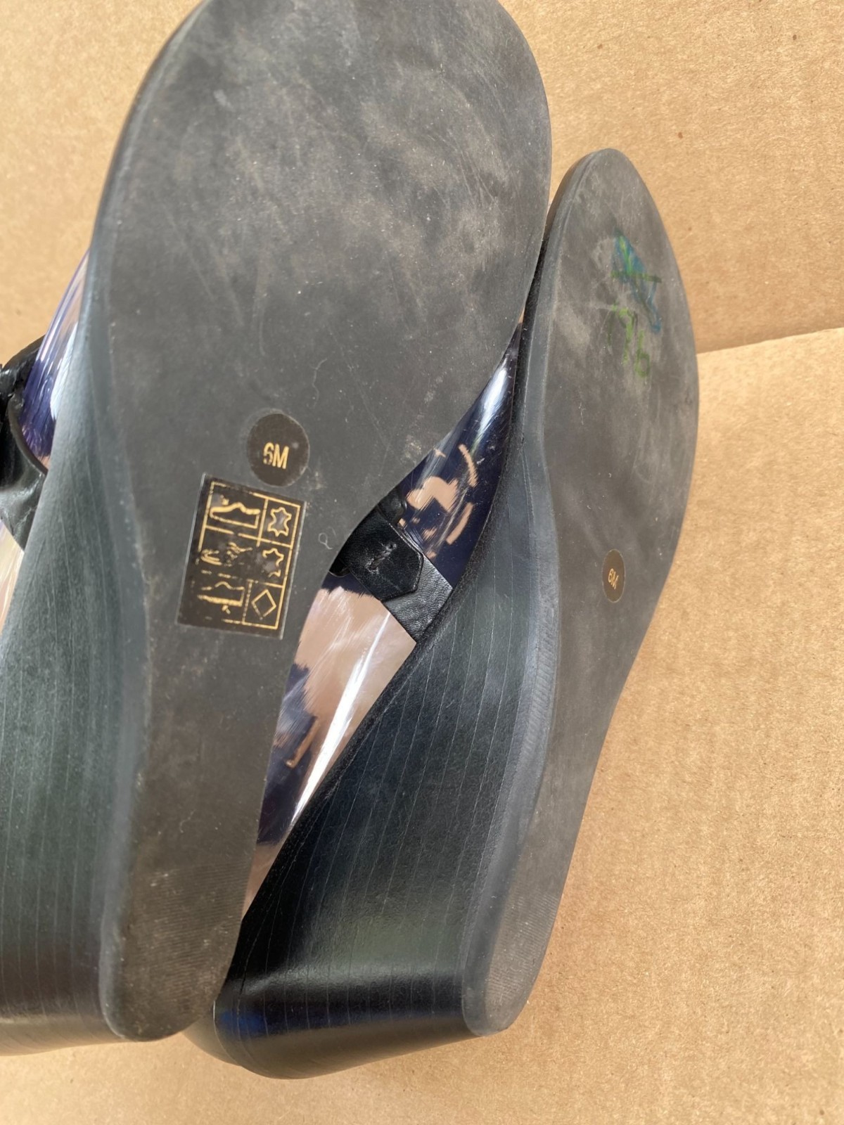 Tory Burch Black Zoey Wedge Sandals Size 6 Leather Ankle Strap Quiet Luxury thumbnail 6