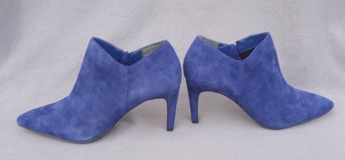 CHARLES by CHARLES DAVID Women's Veer Navy Blue Suede Boots Shoes, size 7.5, NEW - Picture 7 of 10