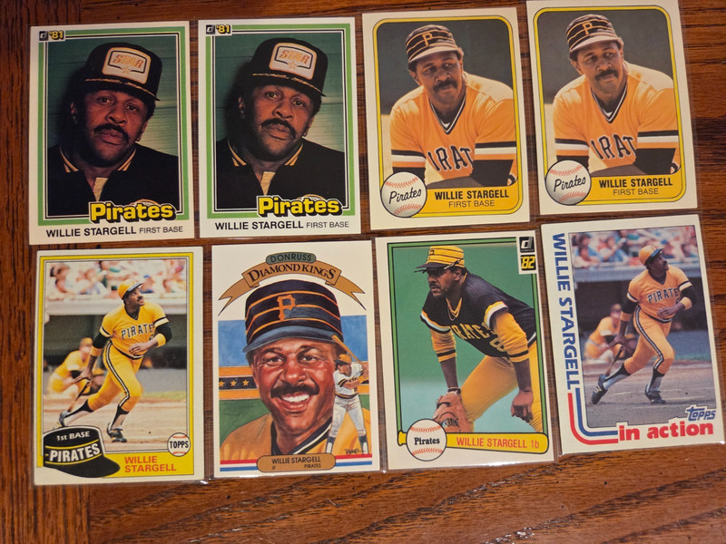 Willie Stargell HOF Baseball Card Lot - 8 cards