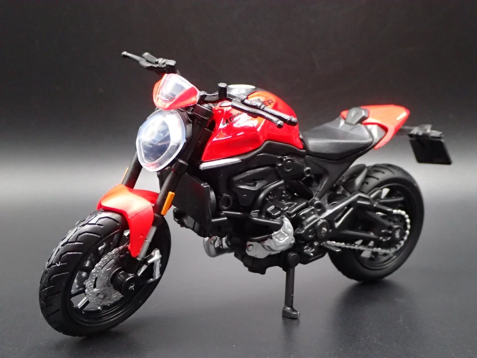 DUCATI MONSTER + PLUS BIKE MOTORCYCLE RED 1/18 SCALE DIORAMA DIECAST MODEL BIKE - Image 2 of 4
