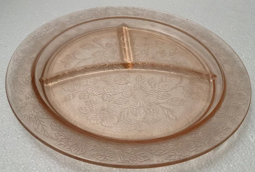 MacBeth Evans Dogwood Depression Pink 3-Part Divided Grill Plate