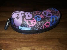 Hard shell glasses case