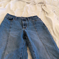 Universal Thread Women's Blue Straight Denim Jeans Mid Rise 5-Pocket Size 6