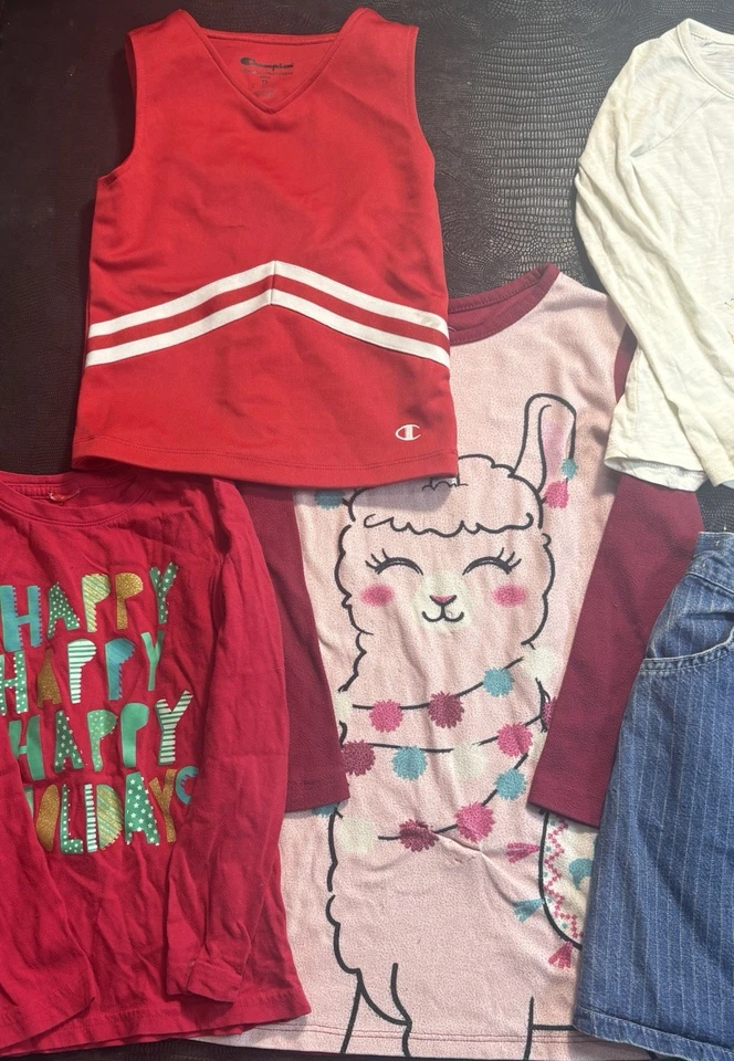 Girls size 4 and 5 Bundle Guess Lei Btween - Image 4 of 4