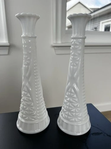 Vintage  Anchor Hocking Stars and Bars Milk Glass Bud Vase Lot Of 2