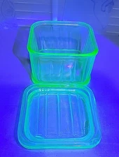 VTG Uranium Glass Depression 4" Square Ribbed Refrigerator Dish w/Lid 1930s #2
