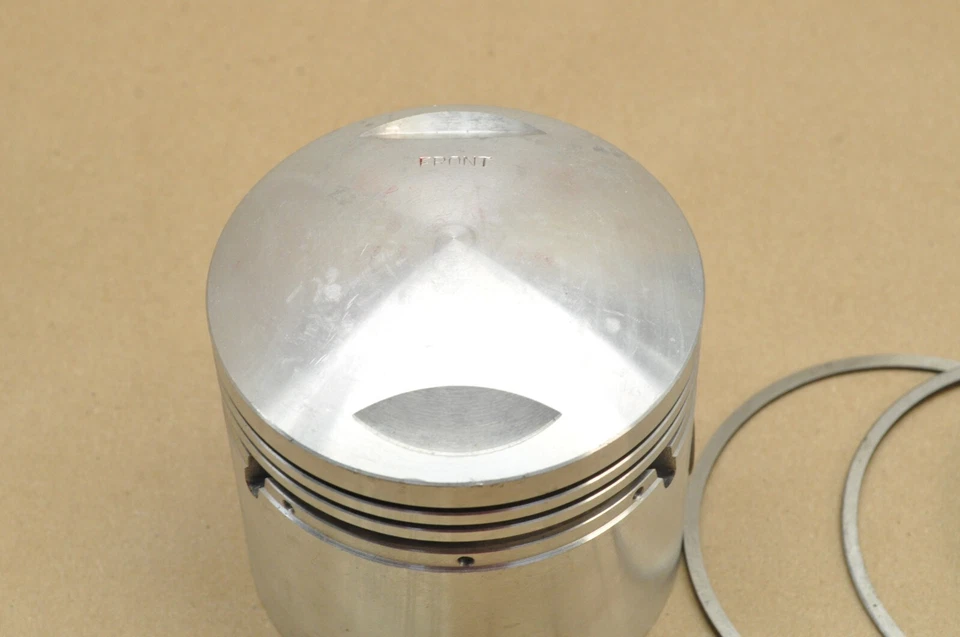 Royal Enfield Bullet 500 Standard Piston 84mm w / Rings & Pin OEM Vintage NOS - Image 2 of 4