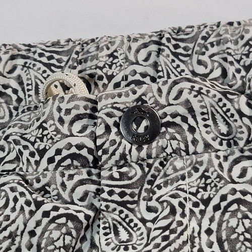 Tommy Bahama Size XXL Relax Swim Trunks Shorts White Black Paisley Men's Lined - Picture 4 of 11