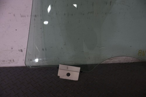 22-24 Rivian RS1 OEM Front Right RH Door Window Glass (Glass Only) See Photos - Picture 15 of 20