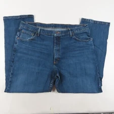 Wrangler Mens Jeans Size 40x30 Relaxed Fit High Rise Medium Wash Blue Denim A1