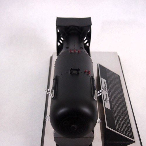 MKI MK1 Atomic Bomb "Little Boy" Executive Desk Model - Morris Jeppson autograph - Picture 5 of 12
