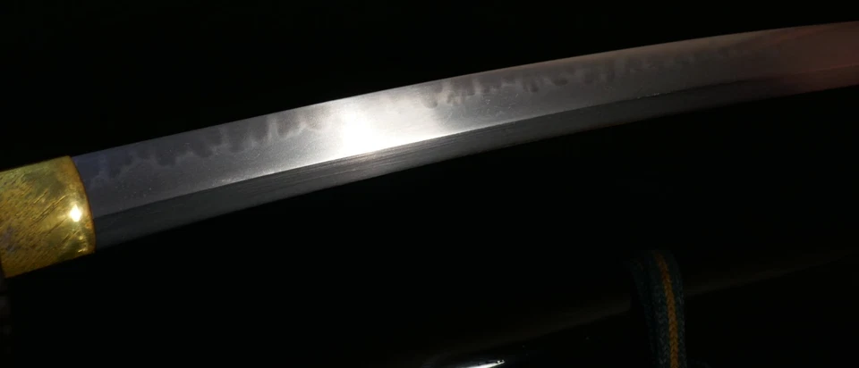 Espada Edo 脇差 Wakizashi pesca de cormorán 鵜飼, Kikuchi Tsunesada 菊池序定 Fuchi firmada Foto 4 de 4