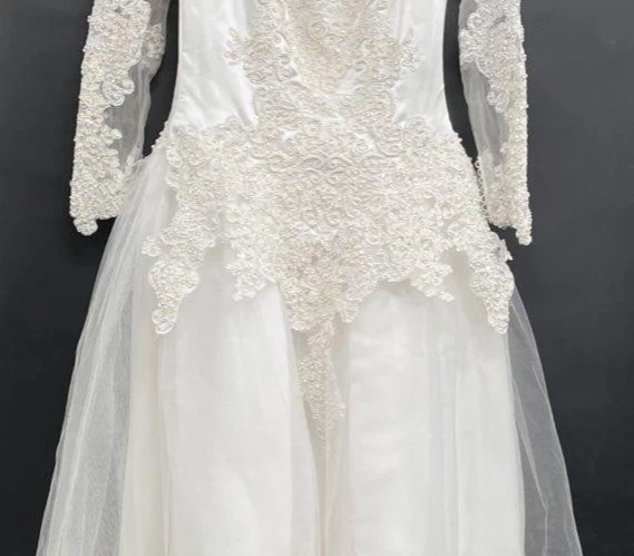 Vintage 80's-90's White Long Sleeve Wedding Dress Ball Gown Pearls Sequins Sz 12 - Image 4 of 4