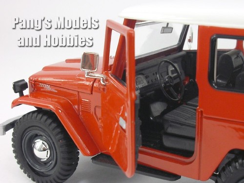 Toyota FJ40 Land Cruiser 1/24 Scale Diecast Metal Car Model - Red - Picture 4 of 6