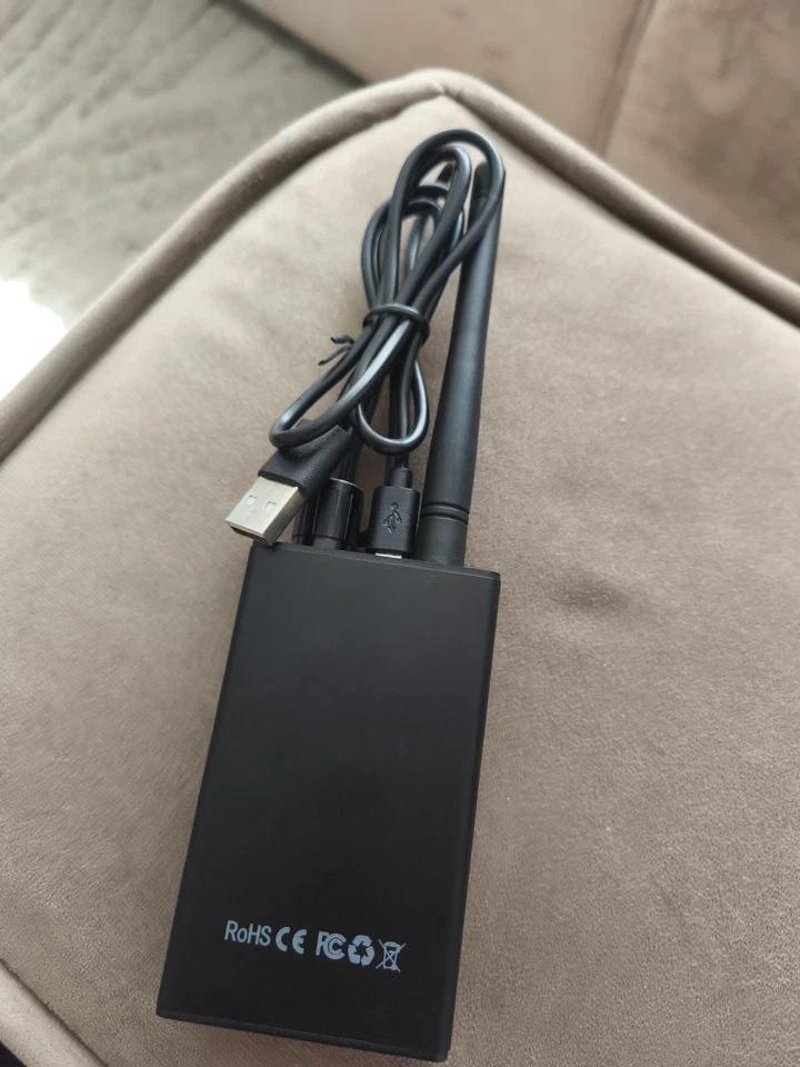 G318 Super Detektor Funkerkennung Ton und Licht Alarm zum Aufspüren von Wanzen - Bild 2 von 3