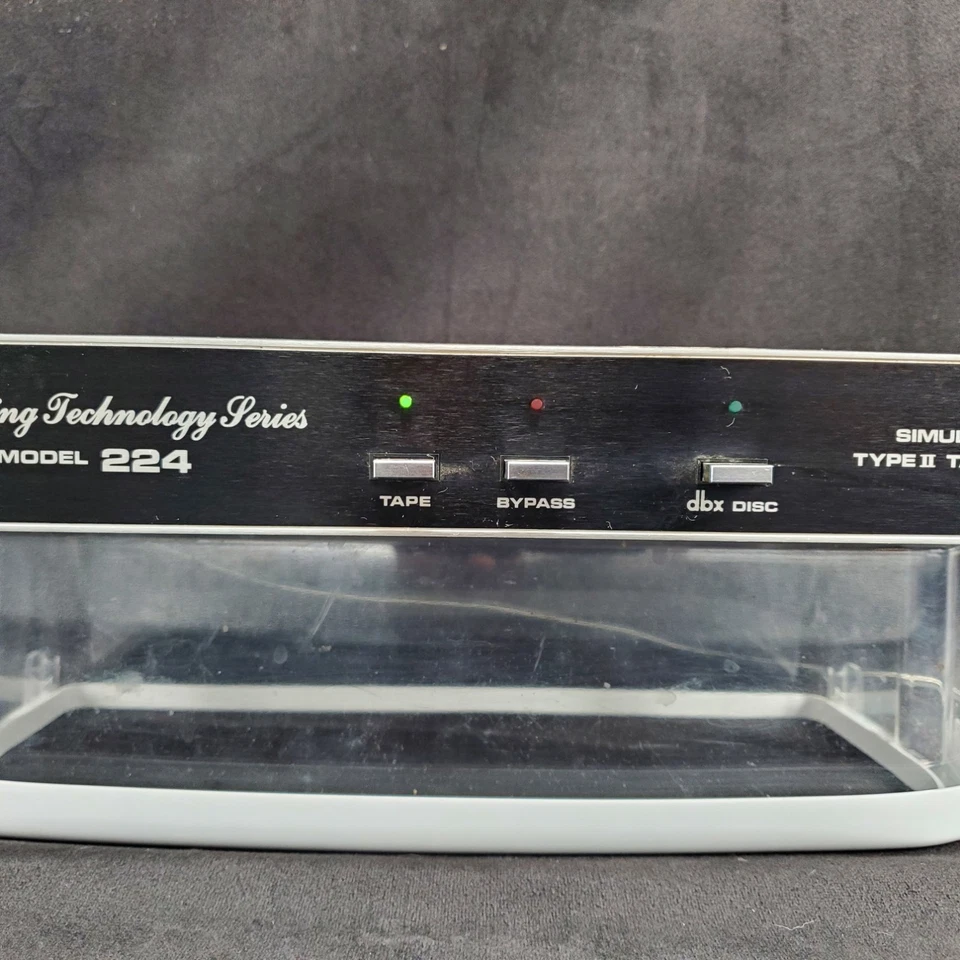 dbx Model 224 Recording Technology Noise Reduction System – Powers On, Untested - Image 4 of 4