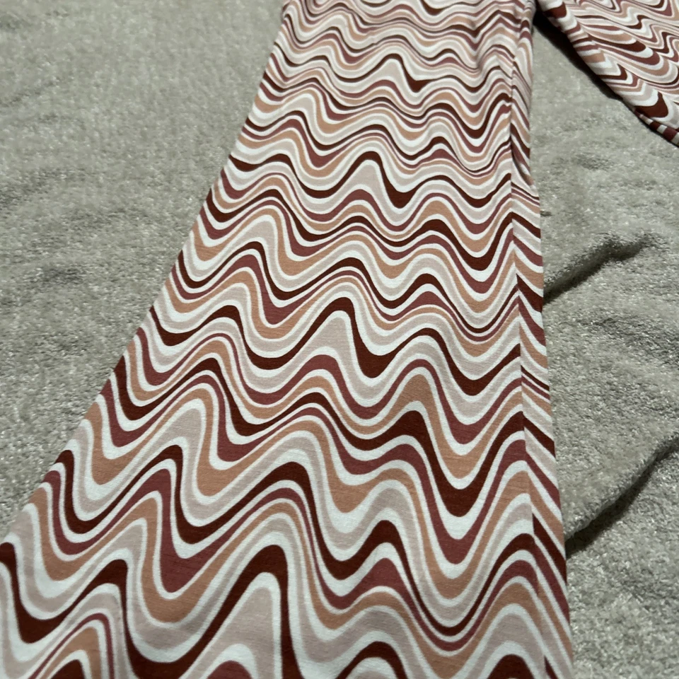 Holister Women’s Flare Pants Size Small Stretchy Fun Patterned, Hippie, 70s - Image 2 of 4